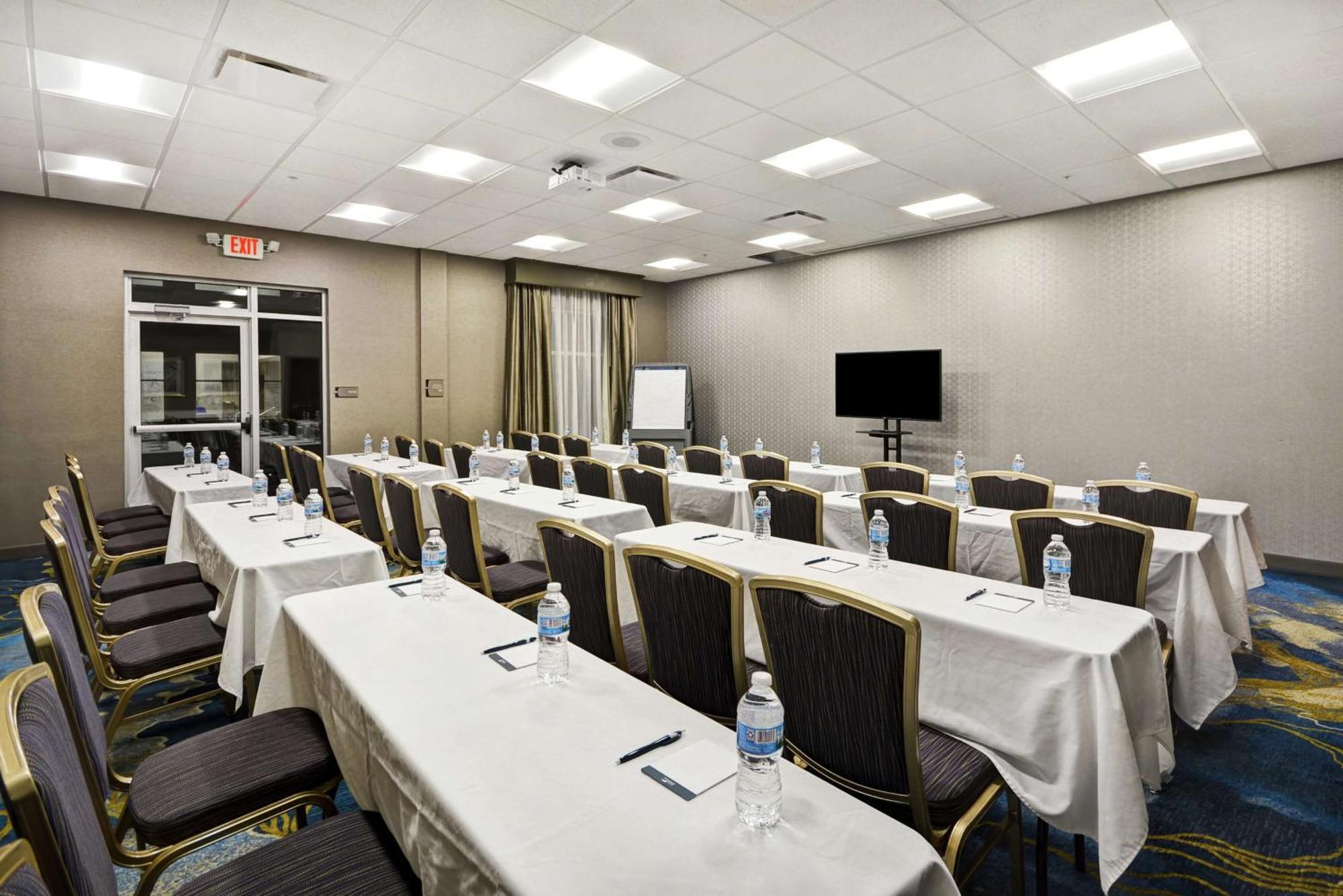 Homewood Suites By Hilton Warren Detroit Buitenkant foto
